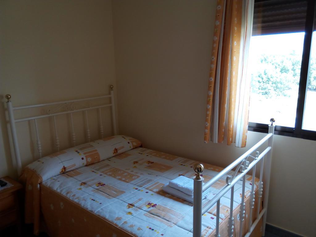 Hostal Miraflor De Las Cadenas Cuacos de Yuste Kültér fotó